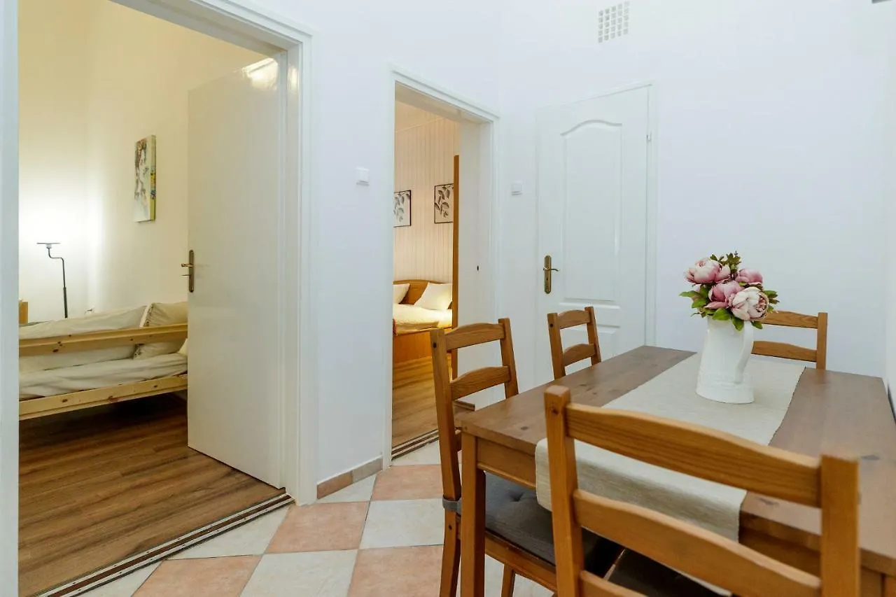 Sophie Apartman Eger Apartment