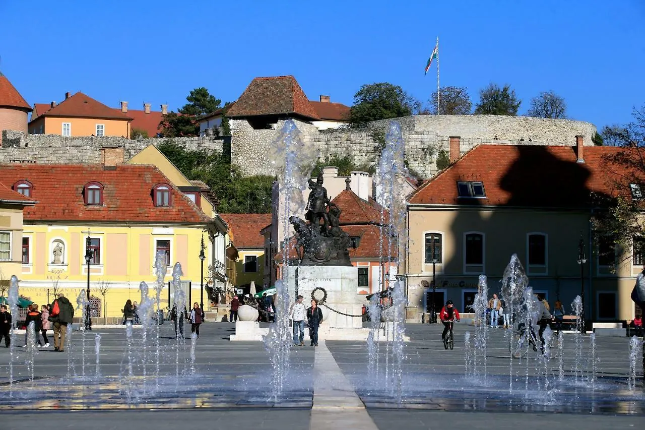 Sophie Apartman Eger